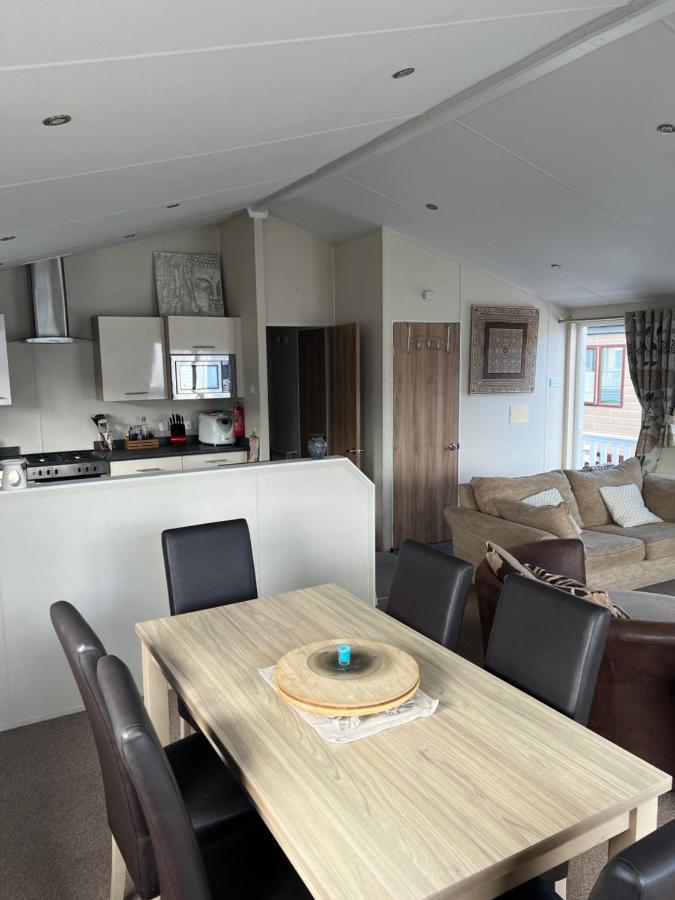 Lodge Caravan On Holiday Park Chichester Eksteriør bilde